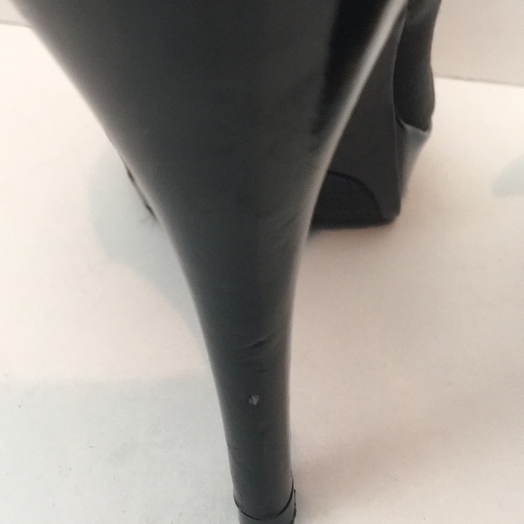 Rampage peep toe black satin high heels with animal print bow size 8 M - Picture 8 of 10